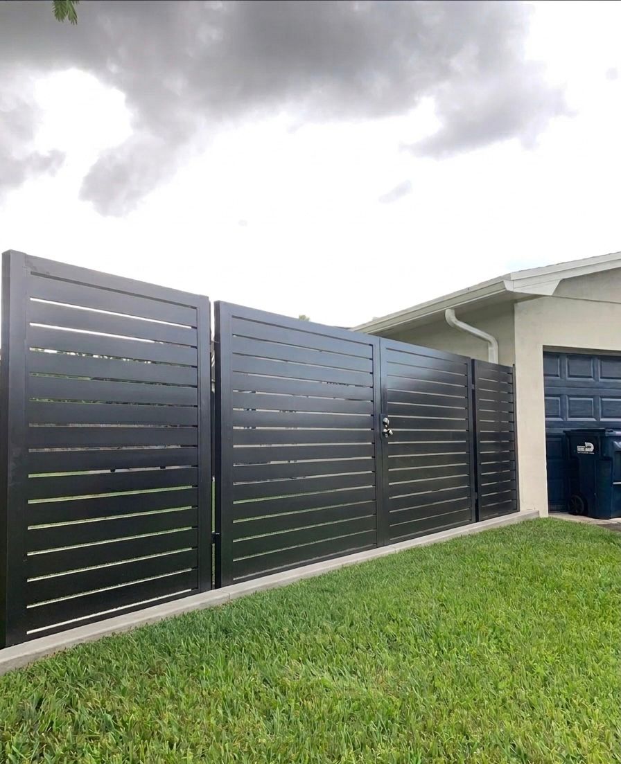 Horizontal Aluminum Fence